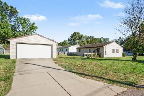 409 E Division Street