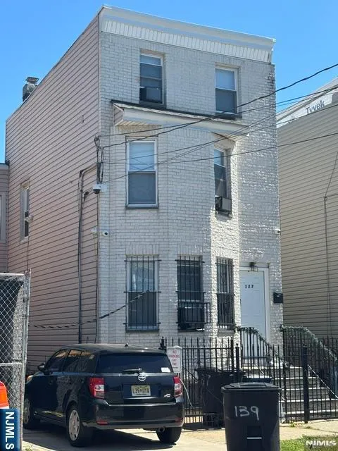 127 Verona Avenue