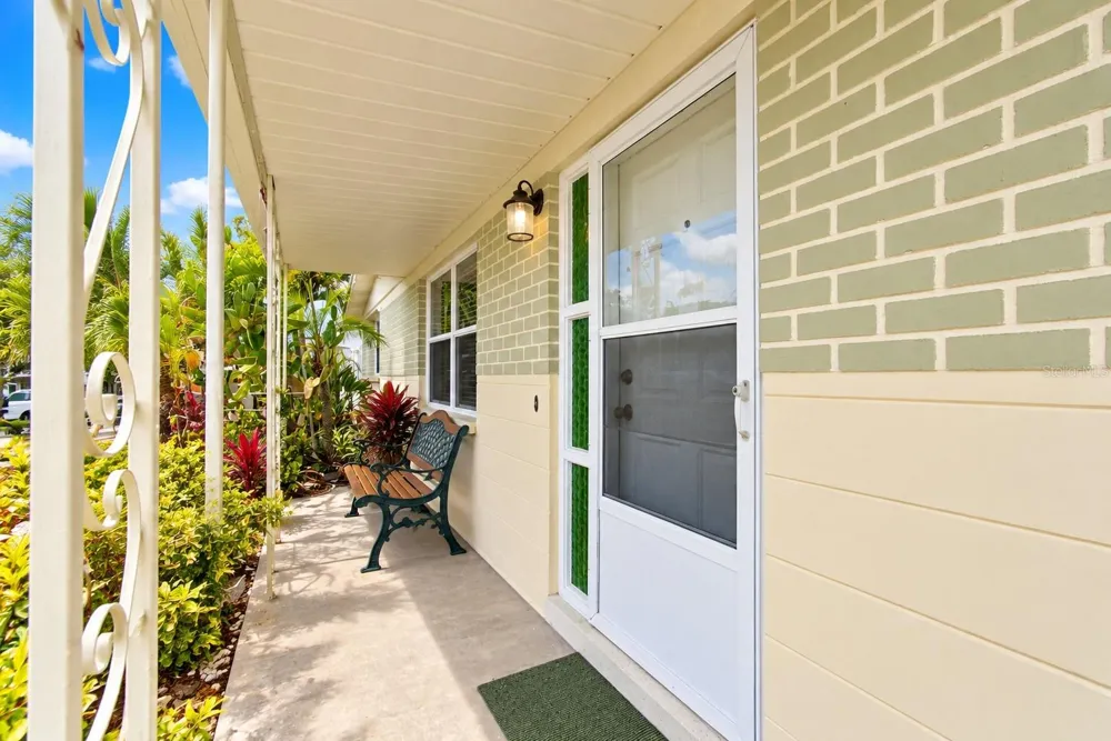 4711 PHOENIX AVENUE Holiday, FL 34690