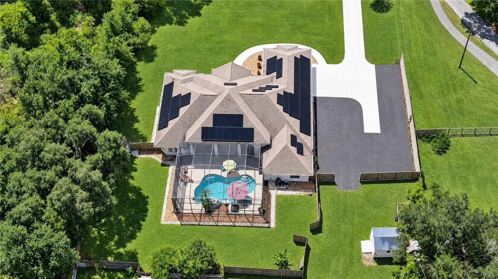7136 QUAIL HOLLOW BOULEVARD Wesley Chapel, FL 33544
