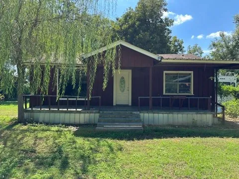 809 E Clark Avenue