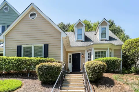 5935 Fitzwilliams Lane
