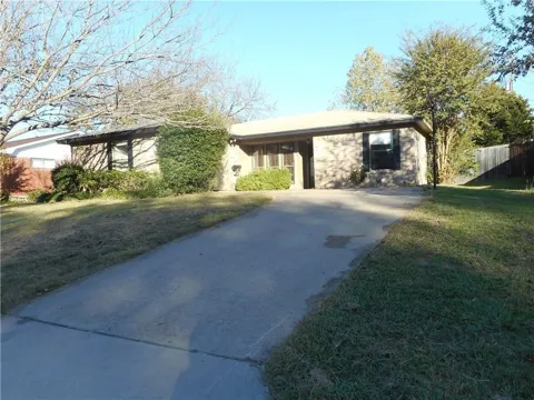 205 Rolling Hills Lane