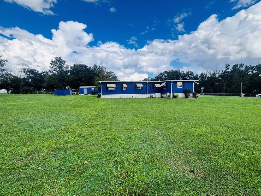 37305 NORTHSIDE DRIVE Zephyrhills, FL 33541