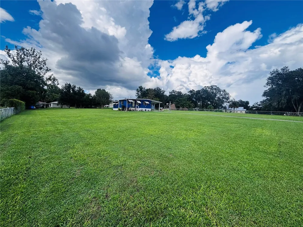 37305 NORTHSIDE DRIVE Zephyrhills, FL 33541