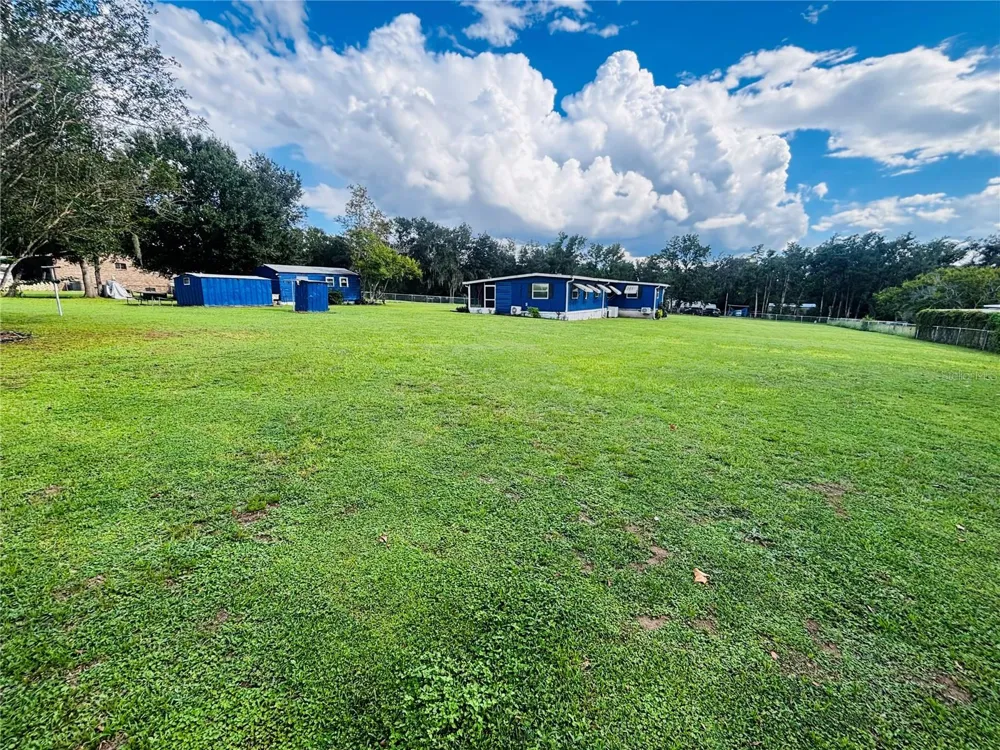 37305 NORTHSIDE DRIVE Zephyrhills, FL 33541