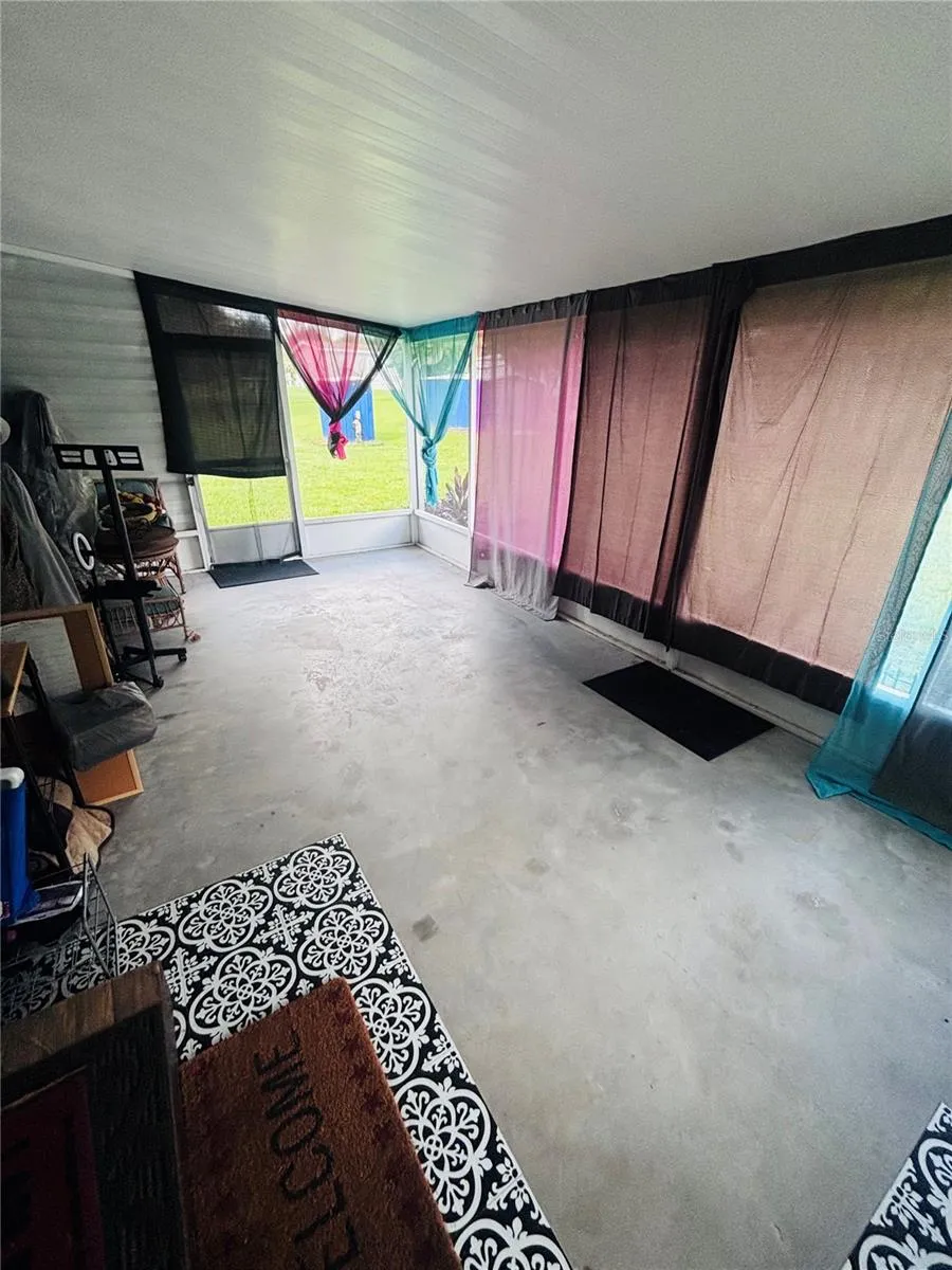 37305 NORTHSIDE DRIVE Zephyrhills, FL 33541