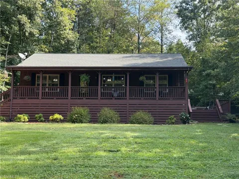 411 Cabin Cove Lane