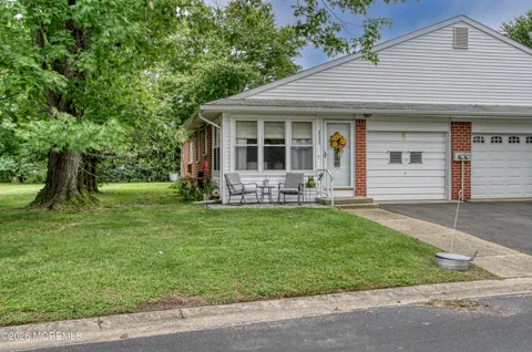 608 Willow Lane #A