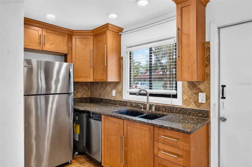 5627 ASHLEY OAKS DRIVE #2 Tampa, FL 33617