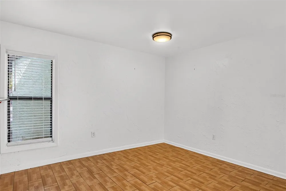 5627 ASHLEY OAKS DRIVE #2 Tampa, FL 33617