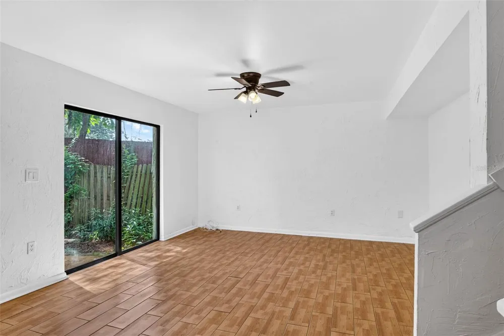 5627 ASHLEY OAKS DRIVE #2 Tampa, FL 33617