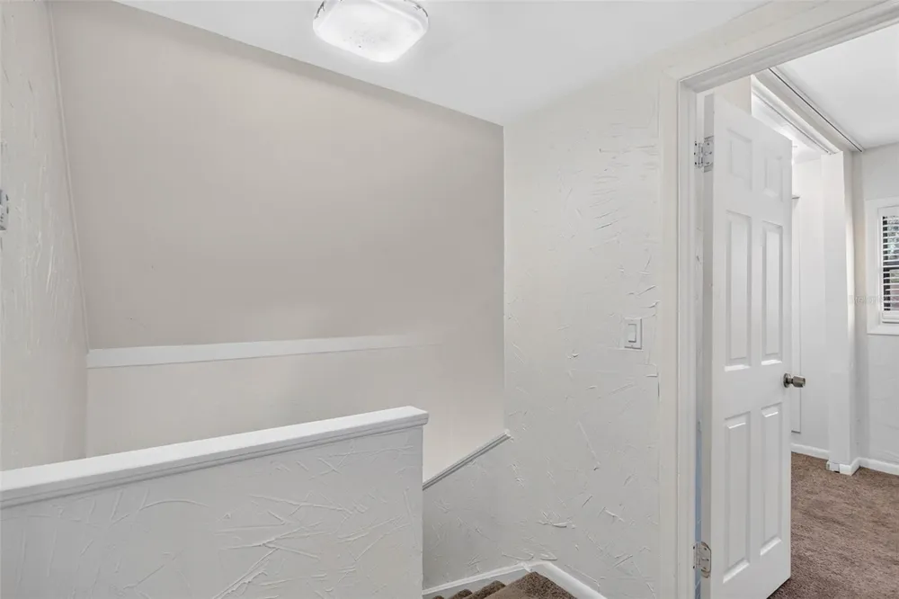 5627 ASHLEY OAKS DRIVE #2 Tampa, FL 33617