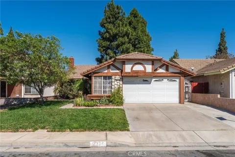 14394 Hillcrest