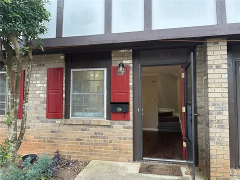1317 Kingsgate Drive