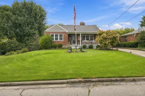 19 Crestmont Drive