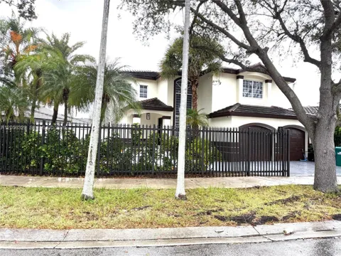 9352 SW 155th Ave