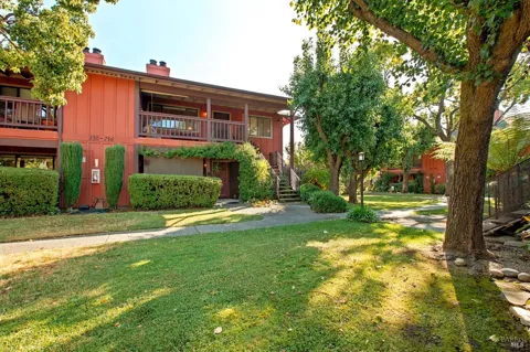256 W Agua Caliente Road