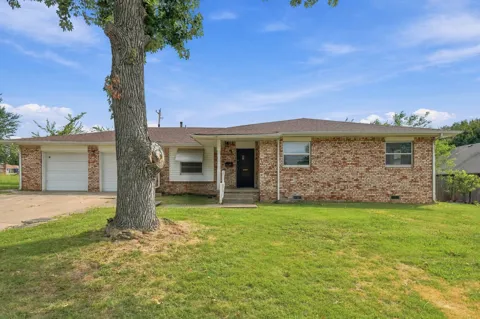 1137 Union Place