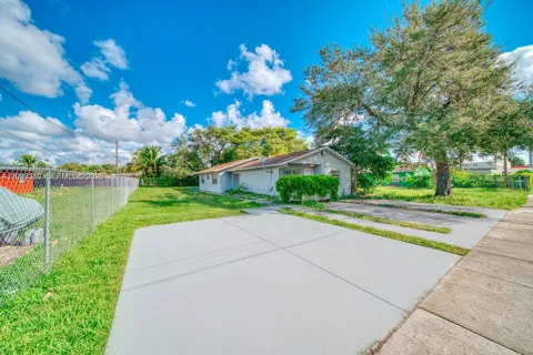 757 NW 95th Ter #757