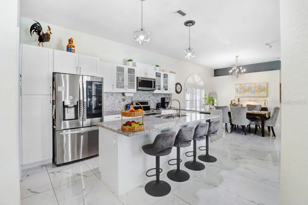 39117 9TH AVENUE Zephyrhills, FL 33542