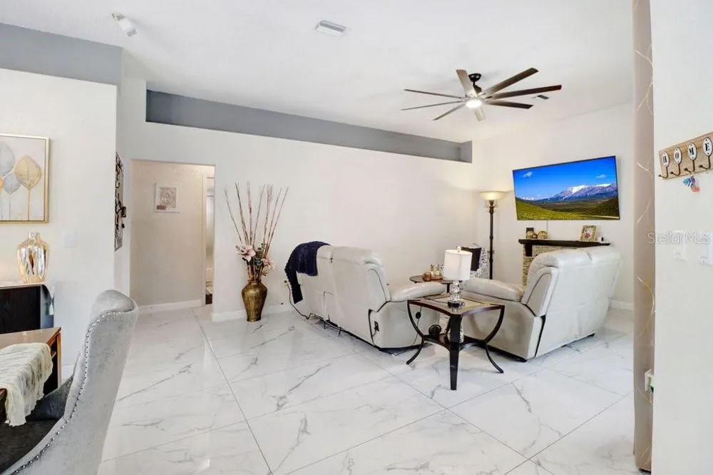 39117 9TH AVENUE Zephyrhills, FL 33542