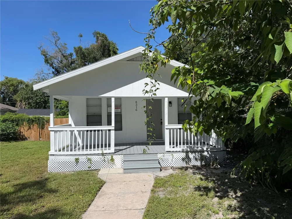 8316 KLONDYKE STREET Tampa, FL 33604