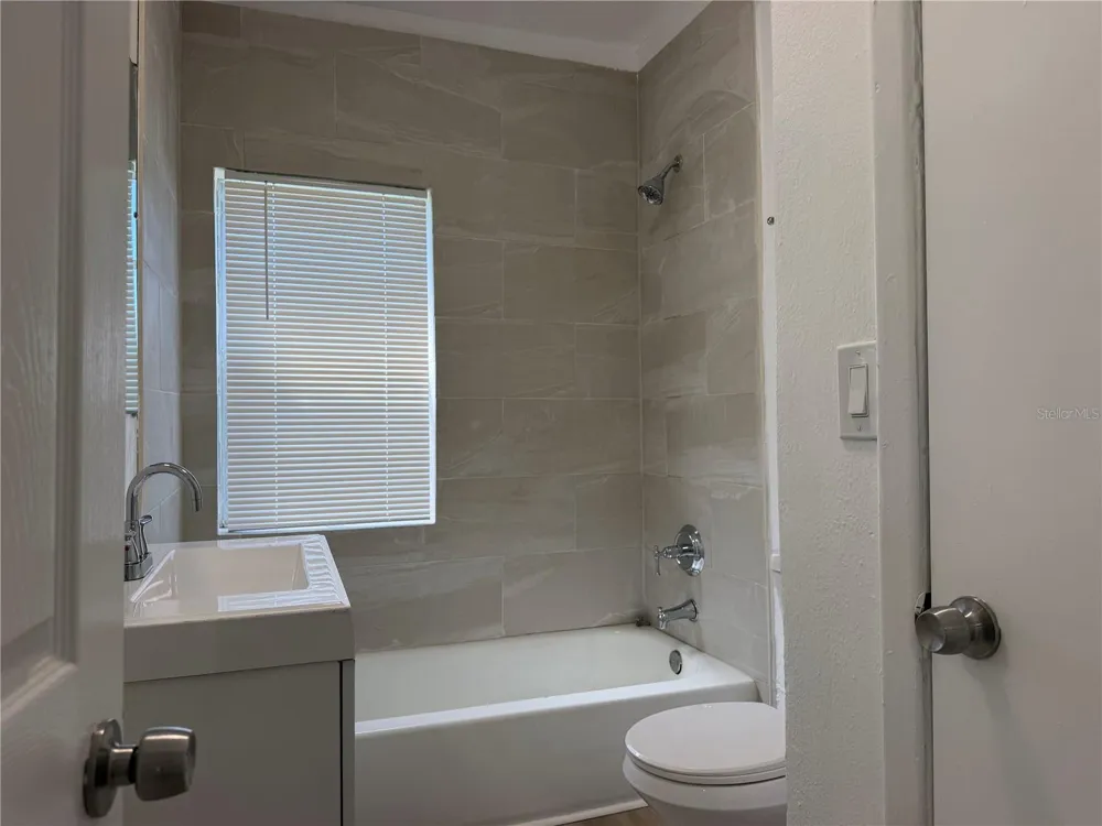 8316 KLONDYKE STREET Tampa, FL 33604