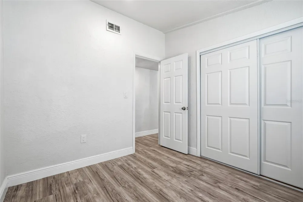3907 SPENCE AVENUE Tampa, FL 33614