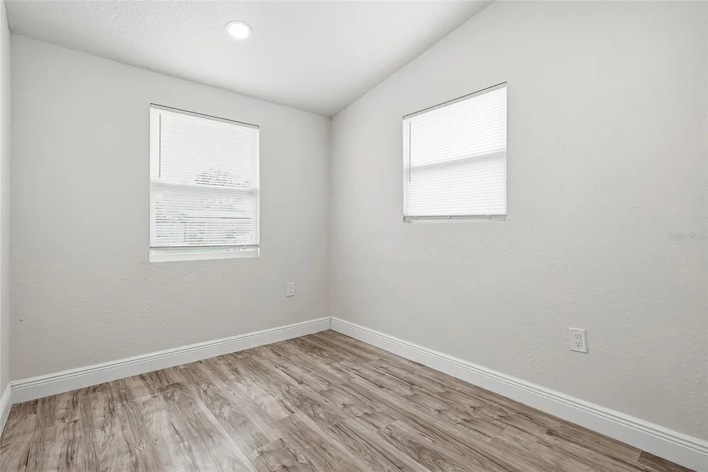 3907 SPENCE AVENUE Tampa, FL 33614