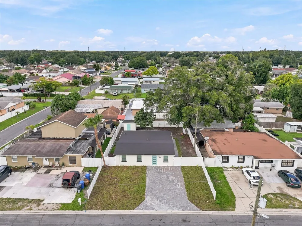 3907 SPENCE AVENUE Tampa, FL 33614