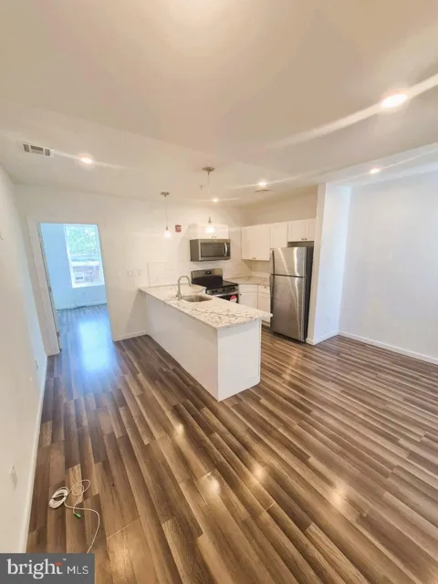 2626 RIDGE AVENUE #5