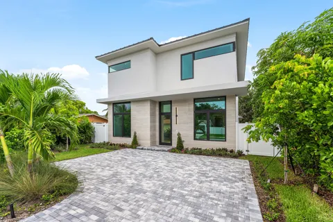 309 SE 6th Street