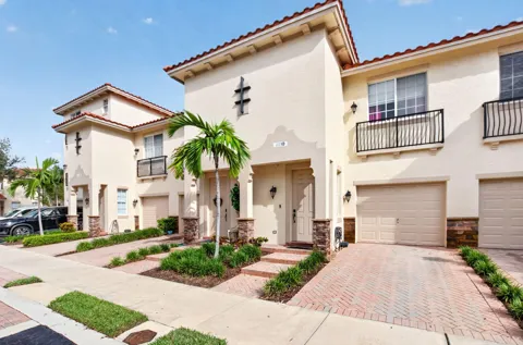 115 S Longport Circle #D