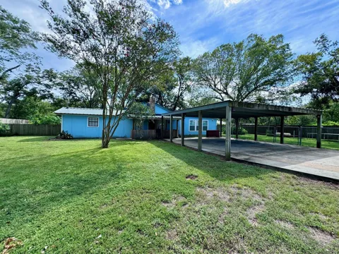 1937 Red Bluff Road