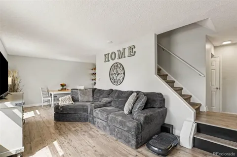 1247 W 135th Place