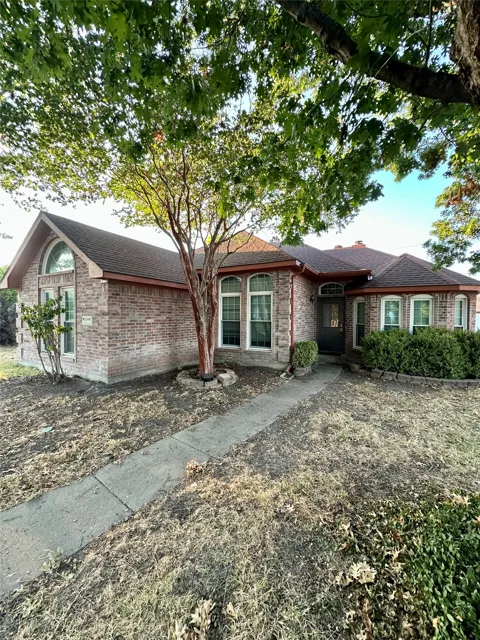 1309 London Drive