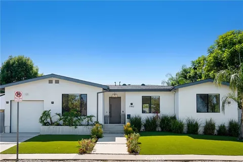 17812 Bromley Court