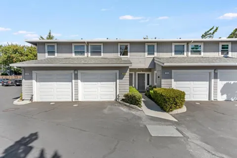 106 Bascom Court