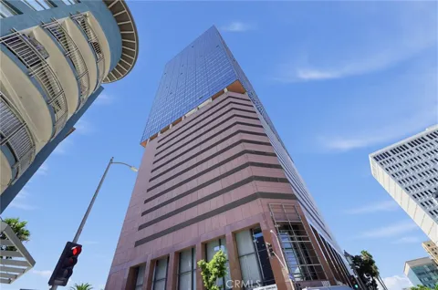 1100 Wilshire Boulevard #2207
