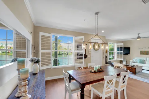 243 SW 7th Street