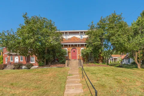 4423 Erie Avenue #4