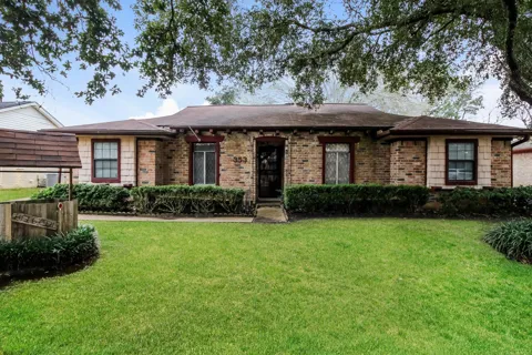 353 Dawn Hill