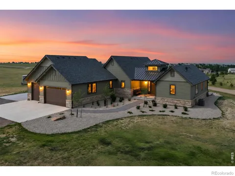 50 Skyhawk Way