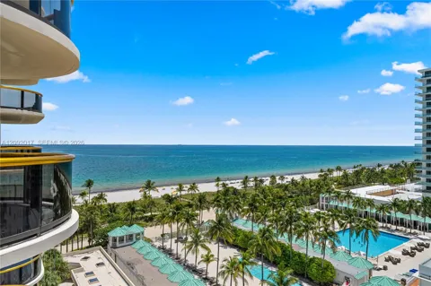 9999 Collins Ave #9J