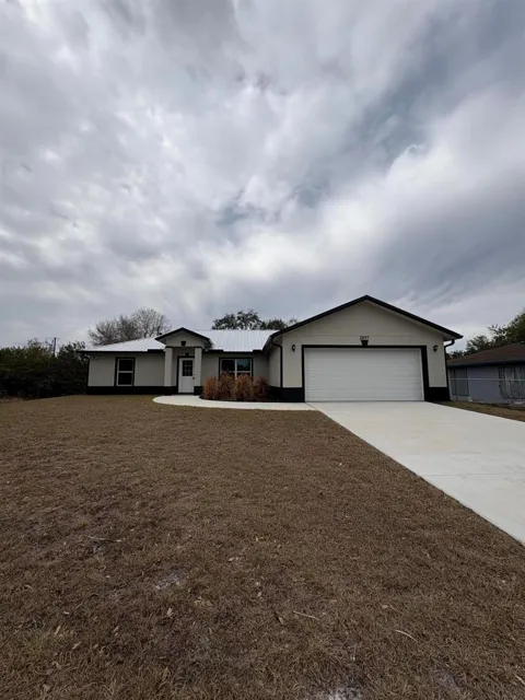 2897 NW 37th Avenue