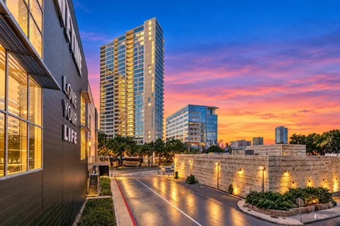 14 Greenway Plaza #23M
