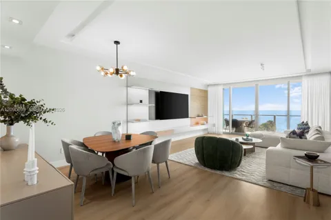 360 Ocean Dr #506S