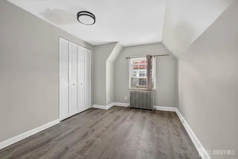 697 Roosevelt Avenue #2