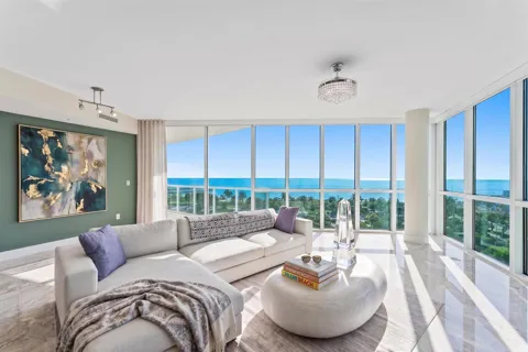 1 Ocean Boulevard #806